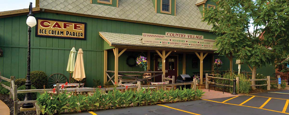 Saginaw, Michigan Gift Shops: Pride and Country Village